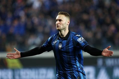 Juventus sign Atalanta's Teun Koopmeiners for €59m .